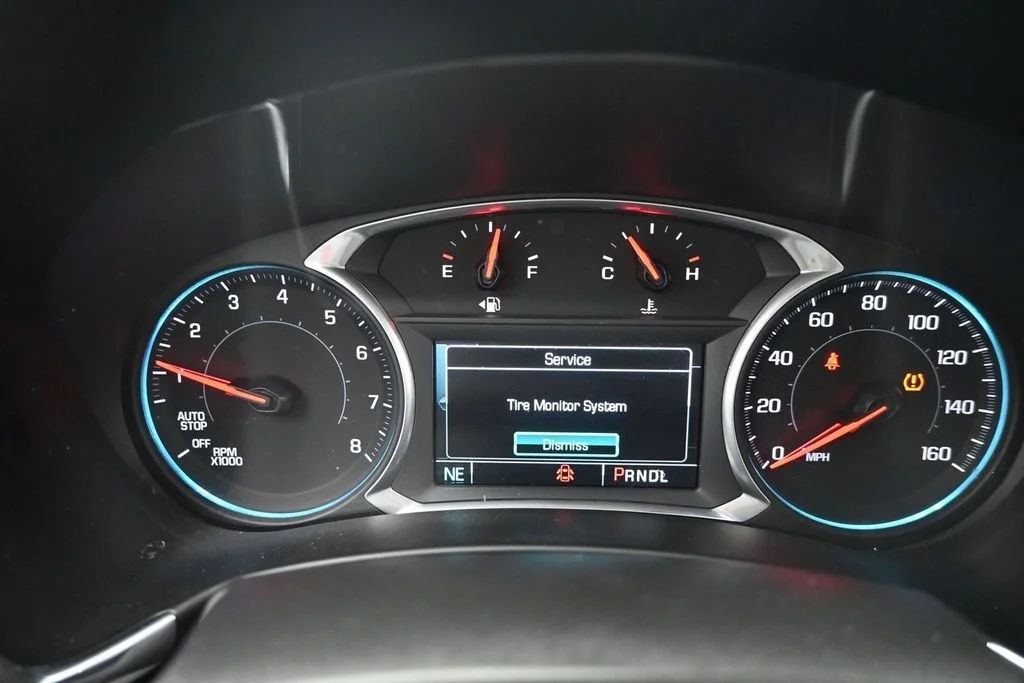 Used 2018 Silver Chevrolet LT image 18