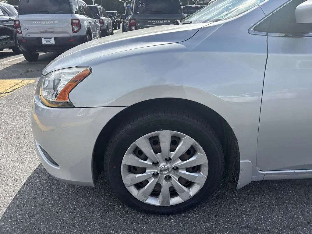 Used 2015 Silver Nissan S image 18