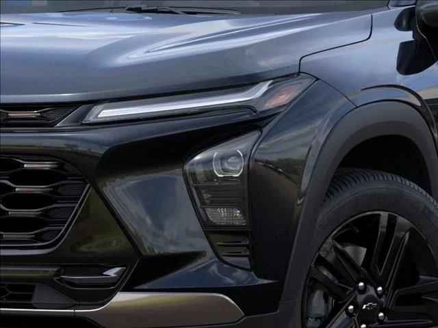 New 2026 Mosaic Black Metallic Chevrolet ACTIV image 10