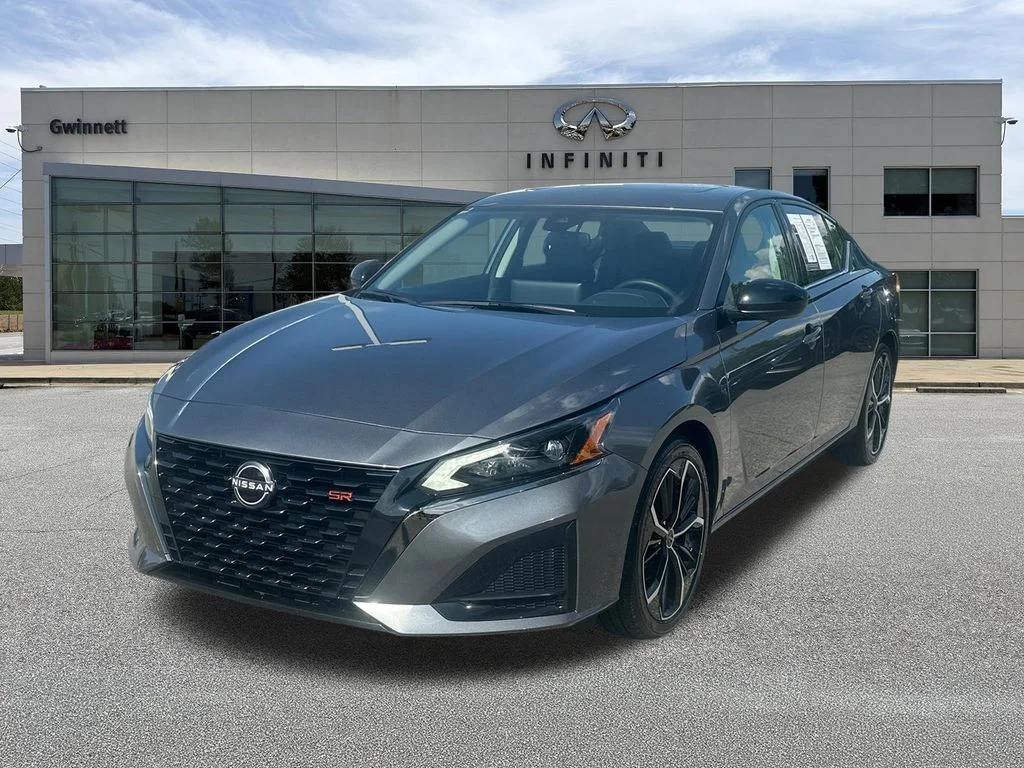 Used 2025 Gray Nissan 2.5 SR image 1