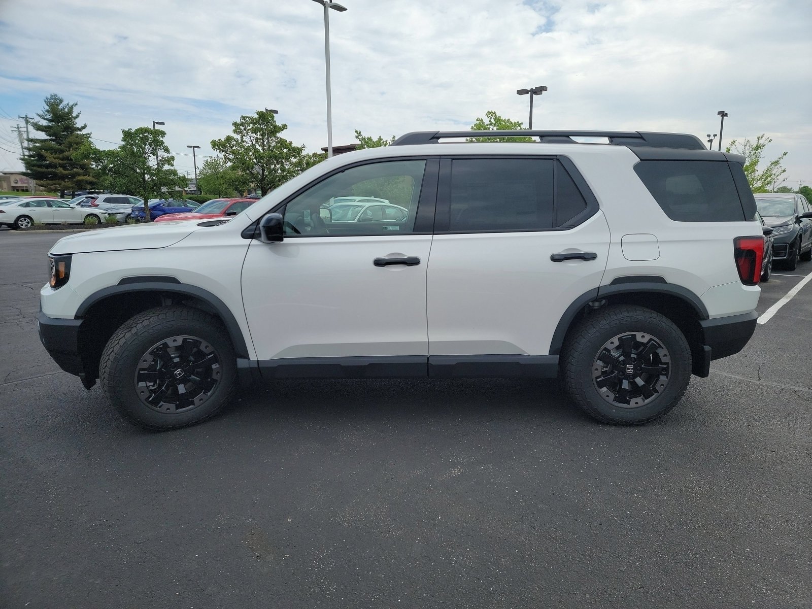 New 2026 Platinum White Pearl Honda TrailSport Elite image 16