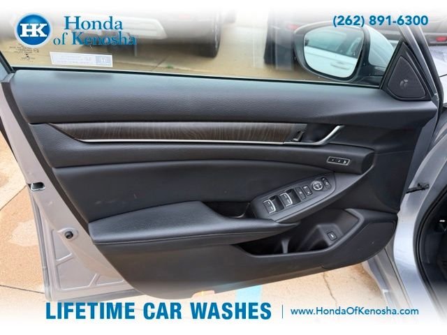 Used 2018  Honda EX-L image 7