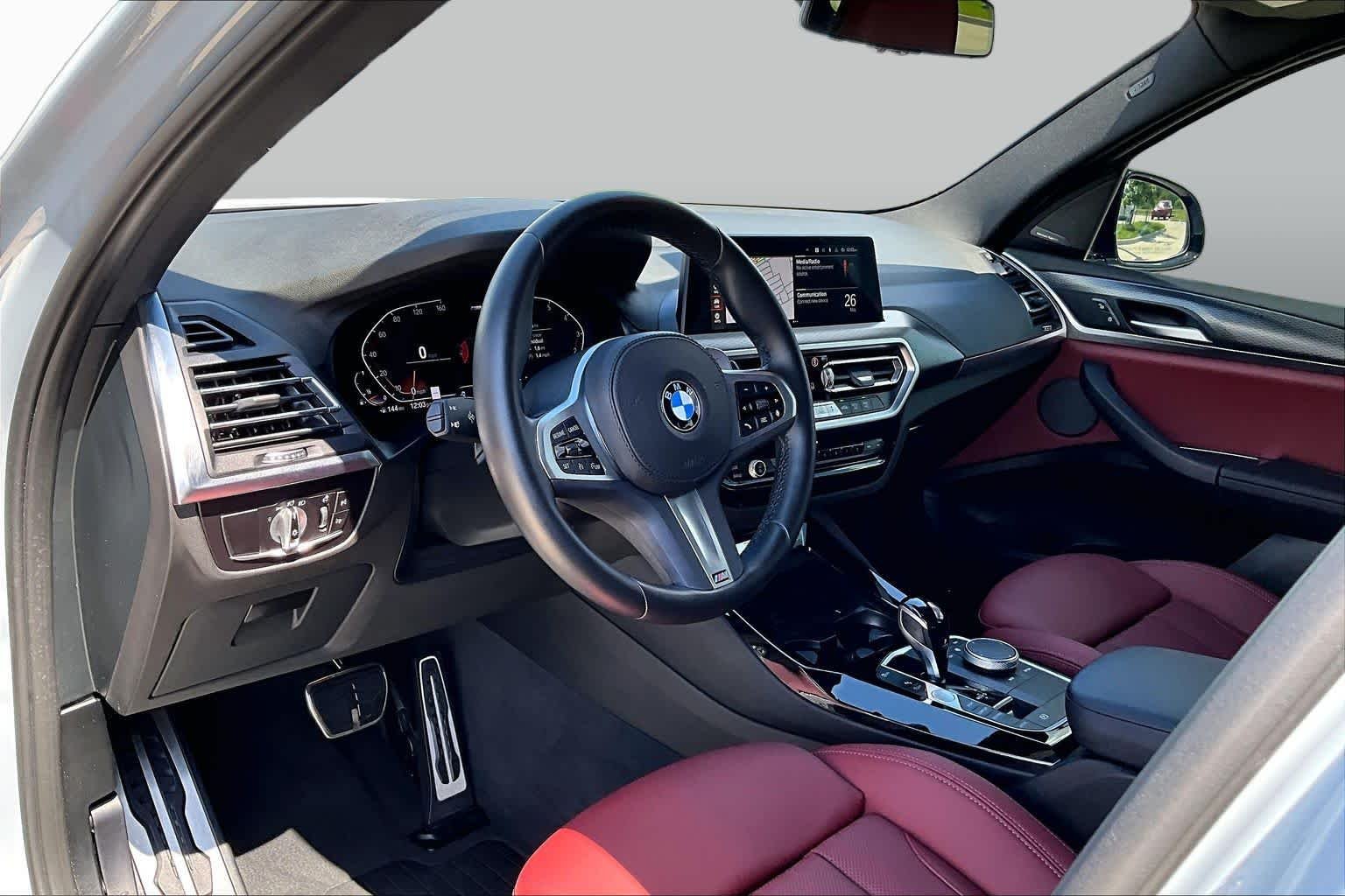 Used 2023 Brooklyn Grey Metallic BMW sDrive30i image 17