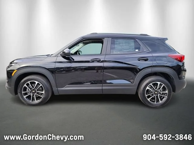 2026 Chevrolet Trailblazer LT - Photo 2