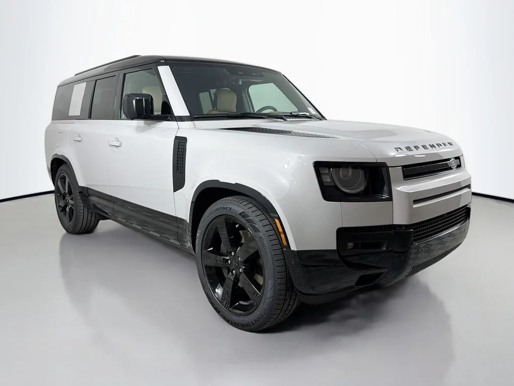 New 2026 Borasco Grey Land Rover X-Dynamic SE image 3