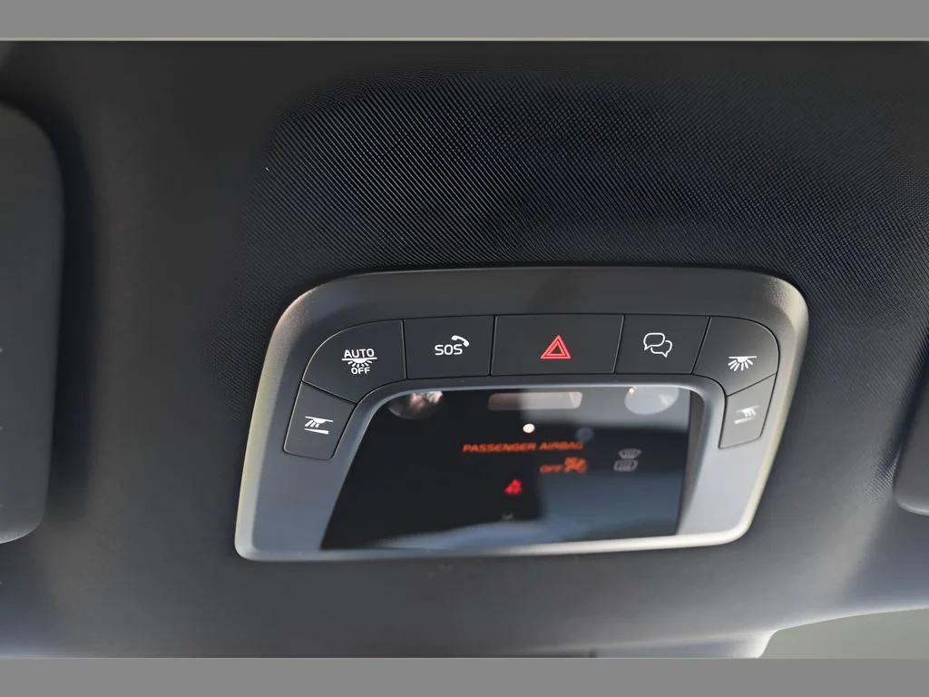 2026 Volvo EX90 Ultra - Photo 38