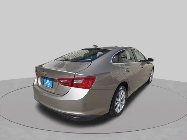 Used 2024 Gray Chevrolet LT image 5