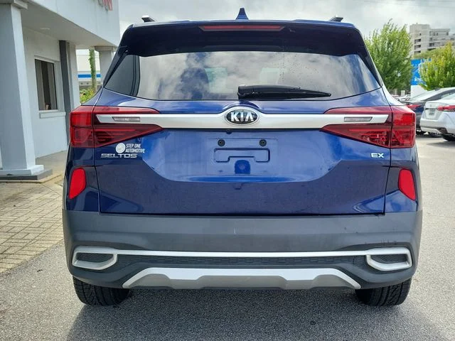 Used 2021 Blue Kia EX image 9