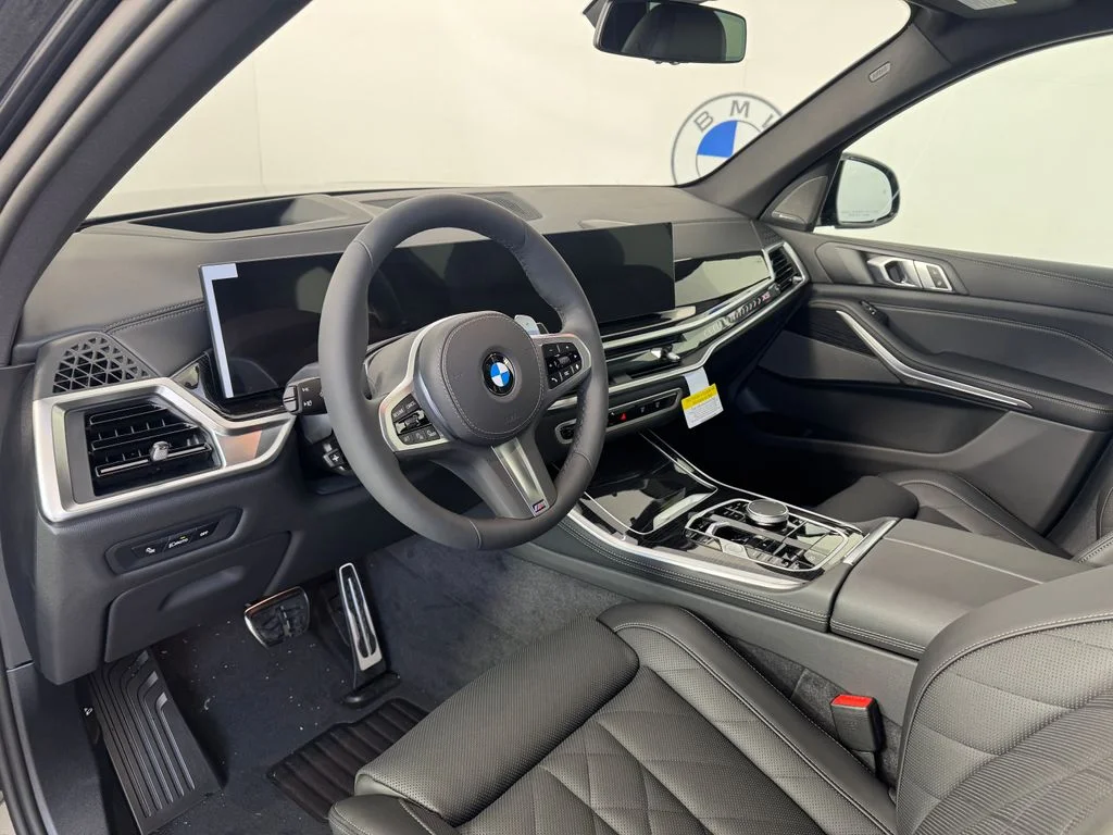 New 2026 Black Sapphire Metallic BMW xDrive40i image 11