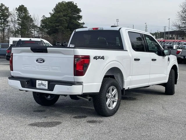 New 2026 White Ford XLT image 4
