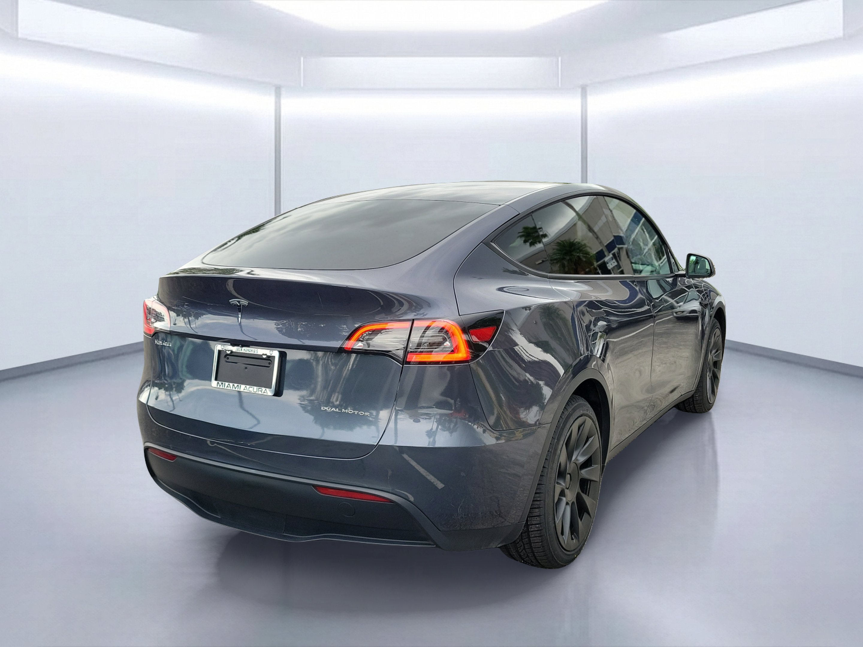 Used 2023 Gray Tesla Long Range image 4