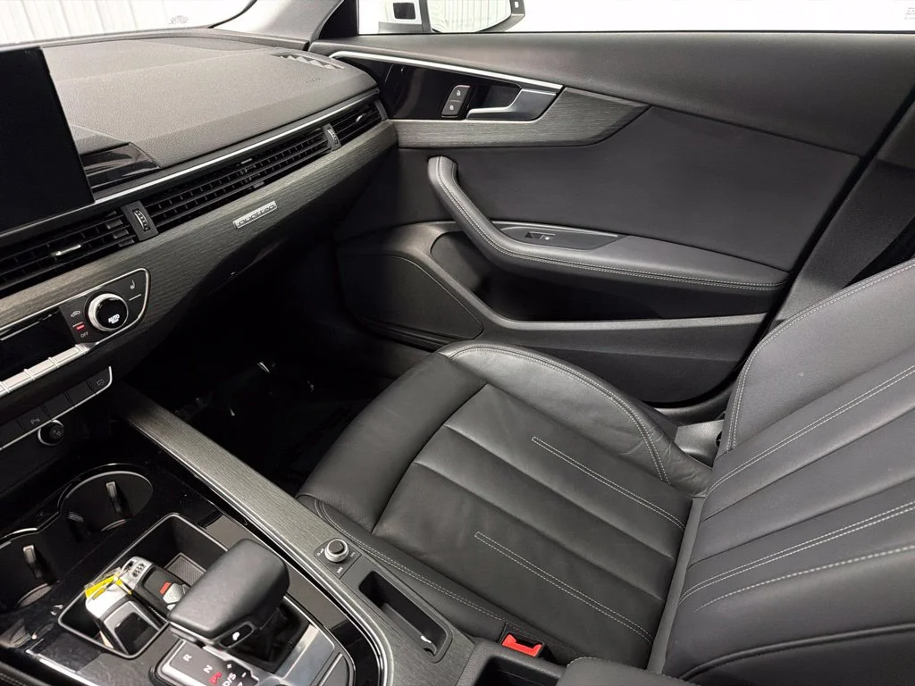 Used 2021 White Audi 40 Premium Plus image 18
