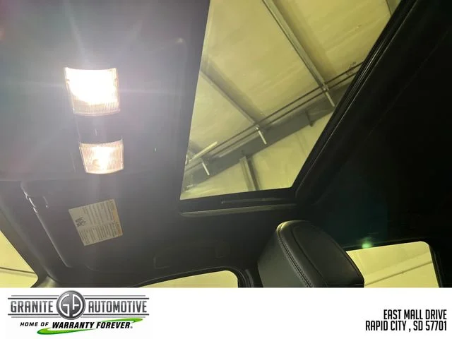 Used 2023 Beige Nissan PRO-4X image 17