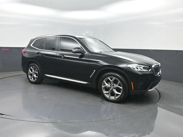 Used 2023 Black BMW xDrive30i image 30