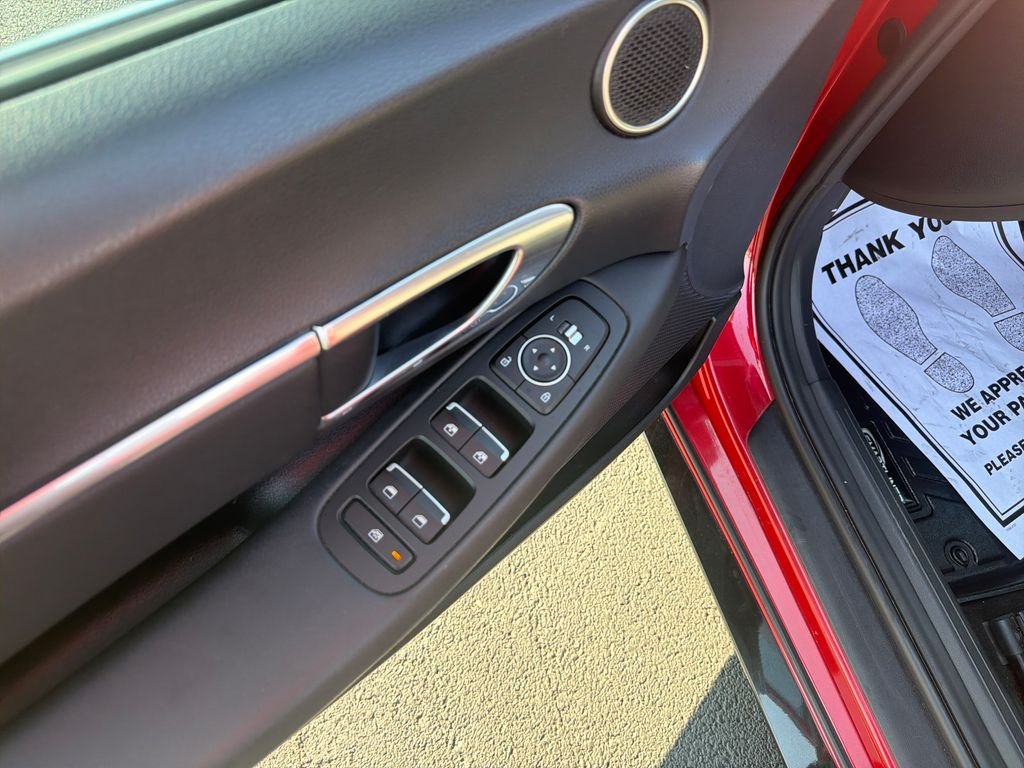 Used 2020 Red Hyundai SEL image 12