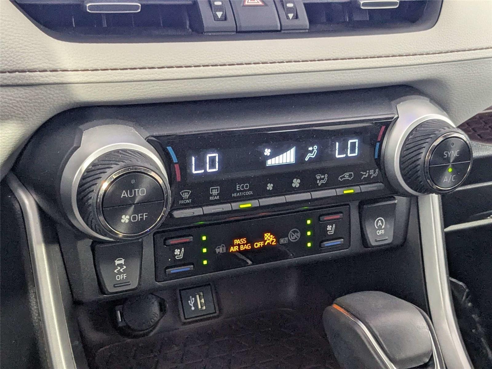 Certified Used 2024 Wind Chill Pearl Toyota Limited image 24