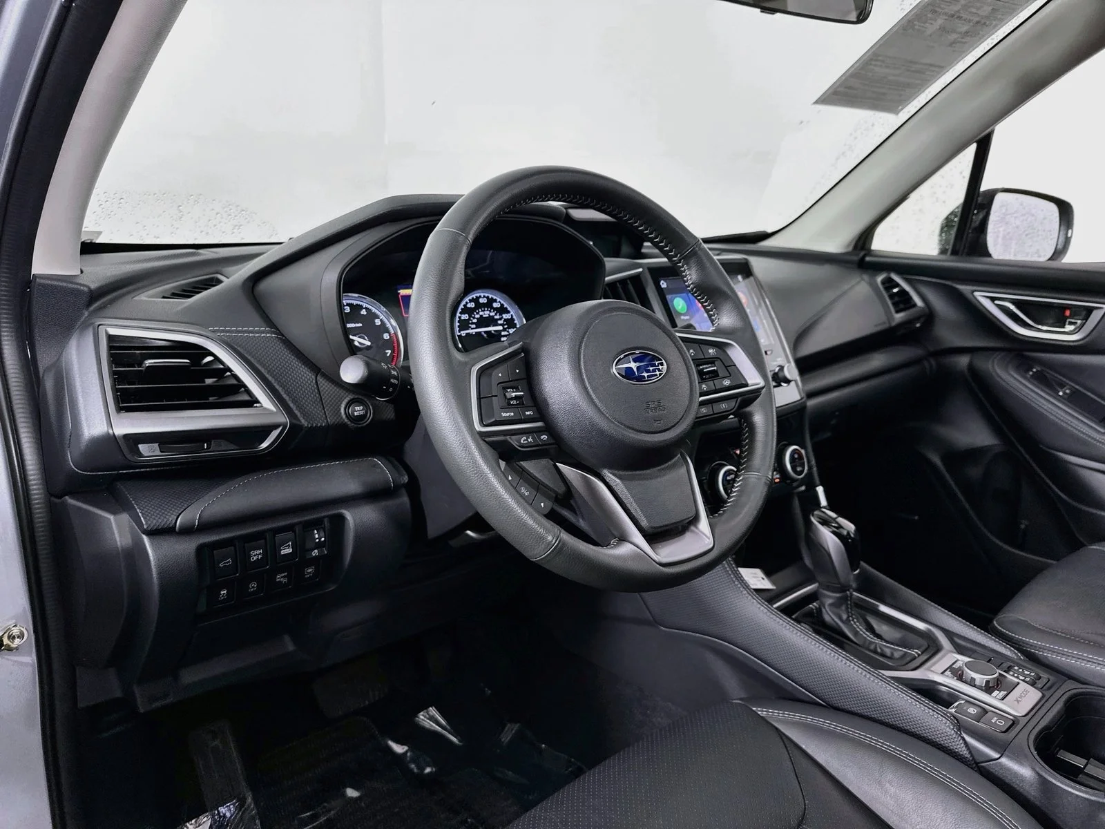 Used 2023 Ice Silver Metallic Subaru Touring image 9