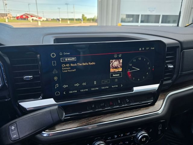 Used 2024 Silver GMC SLE image 25