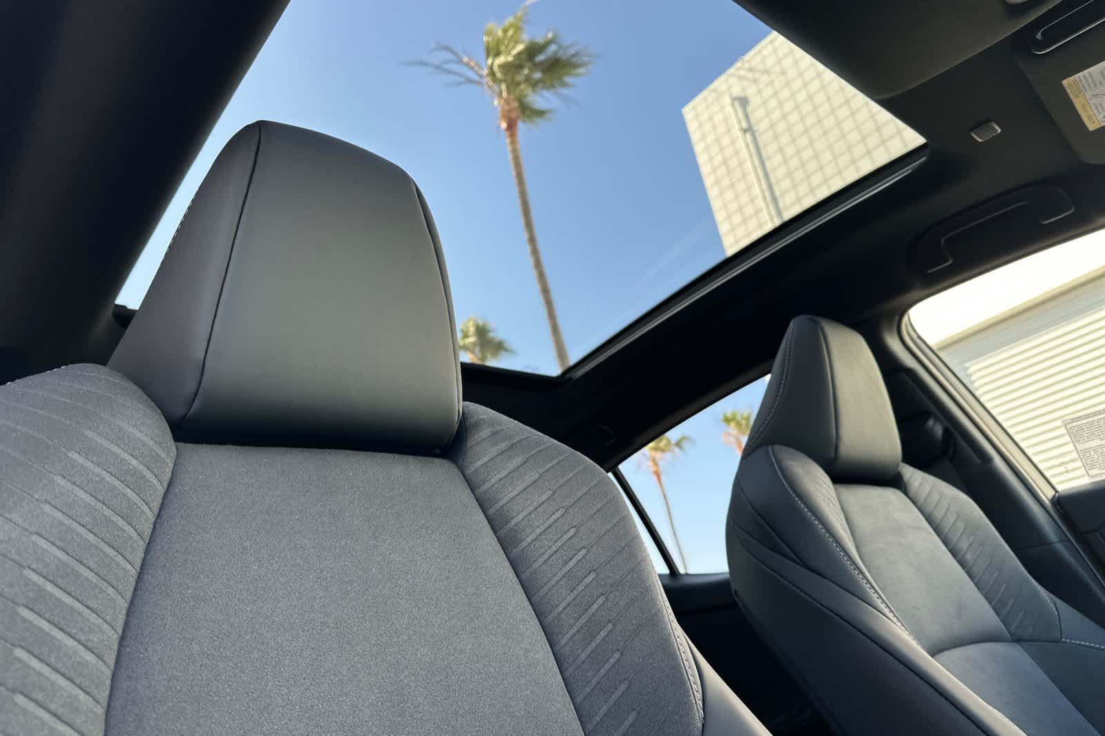 New 2026 Wind Chill Pearl with Midnight Black Metallic roof <sup>1</sup> Toyota  XSE image 16