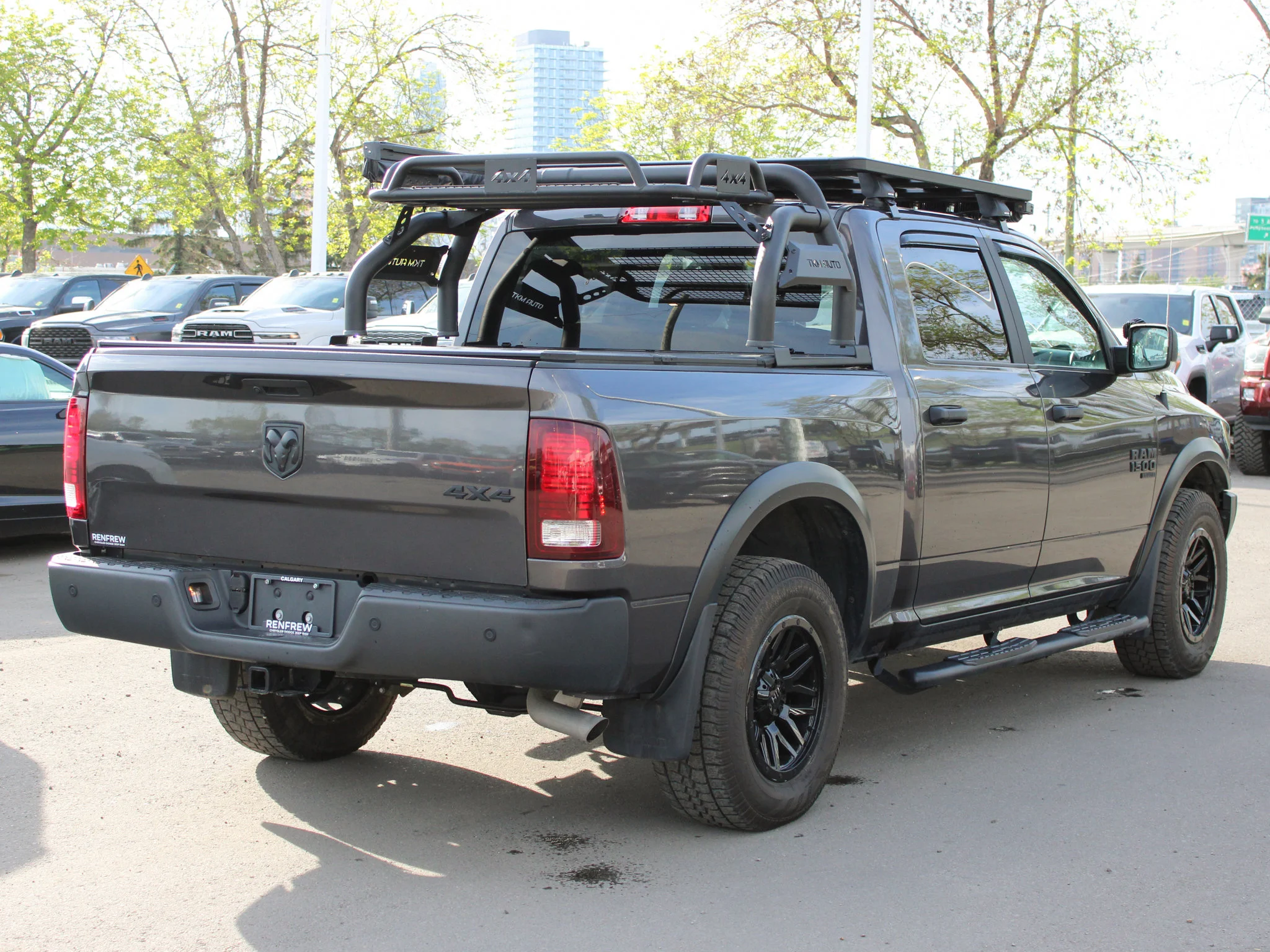 Certified Used 2023 Grey RAM Warlock * No Accidents | Roof Lights | Overland Ready | Alpine | Tonneau Cover image 18
