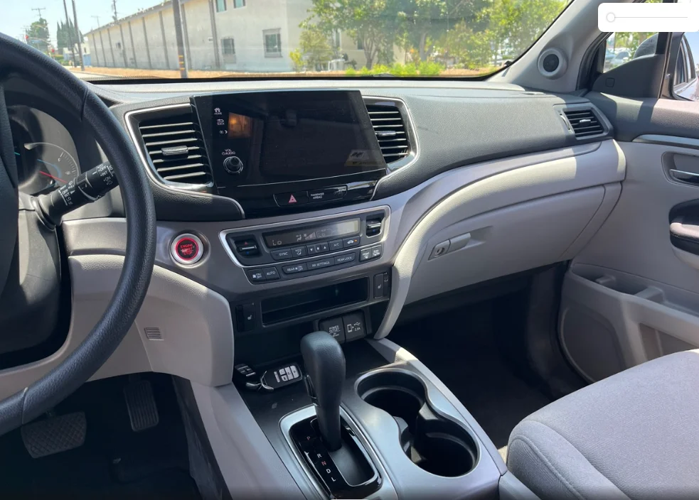 Used 2020 Silver Honda EX image 7