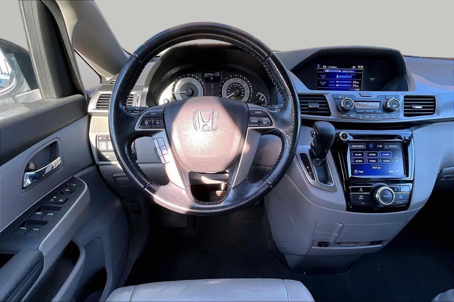 Used 2016 Obsidian Blue Pearl Honda EX-L image 6
