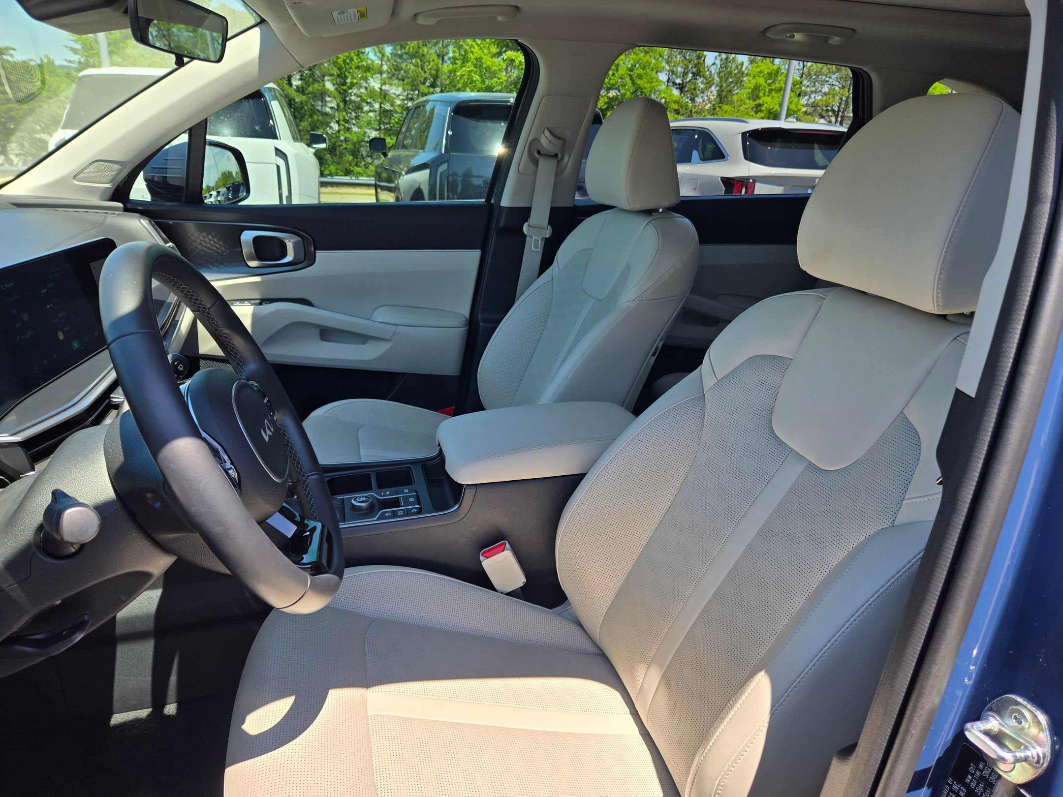 Used 2025 Midnight Lake Blue Kia S image 22