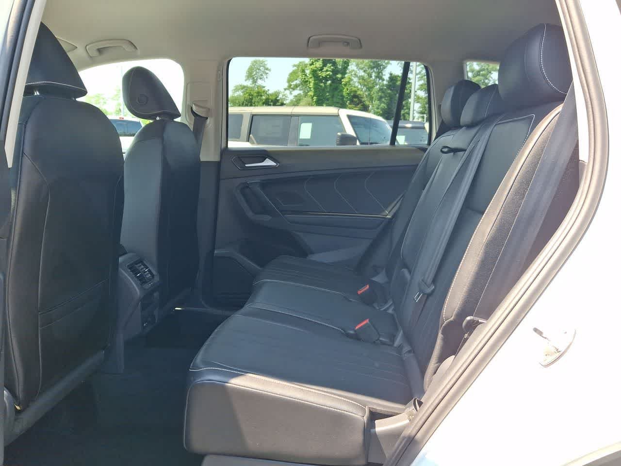 Certified Used 2024 Pure White Volkswagen SE image 26