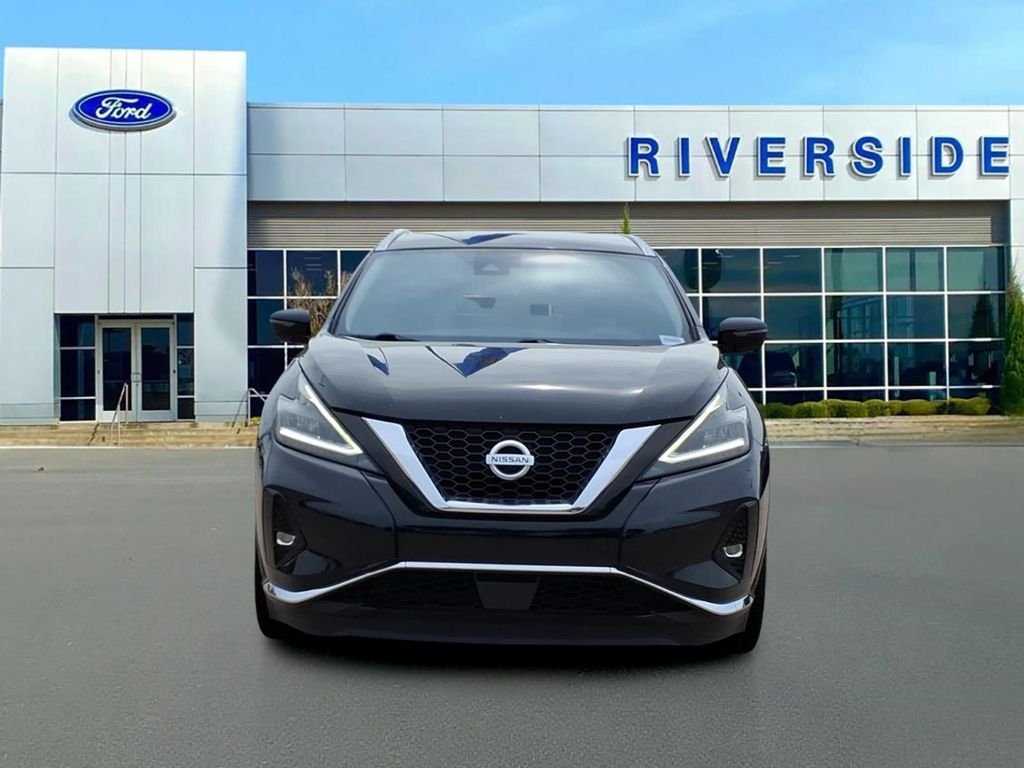 Used 2020 Black Nissan SL image 2