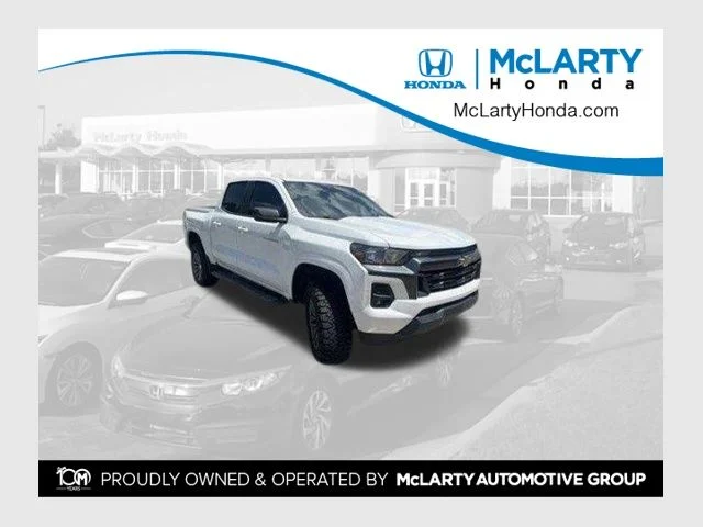 Used 2023 Summit White Chevrolet LT image 1
