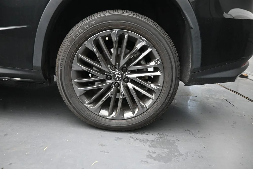 Used 2022 Black Lexus 350 image 13