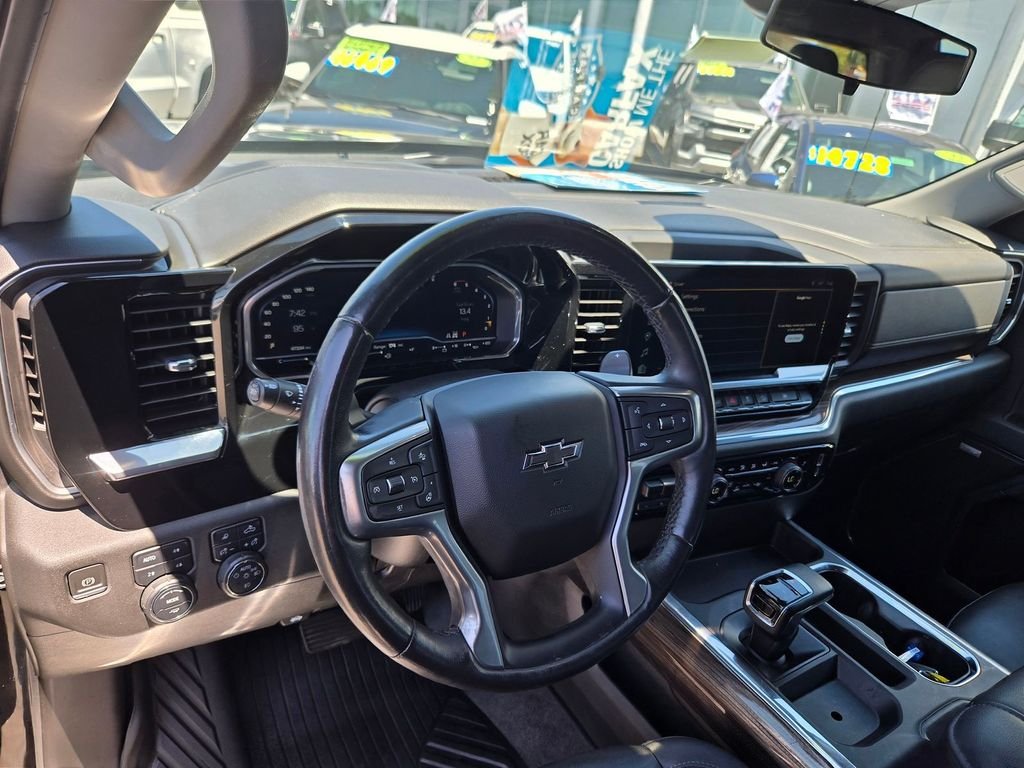 Used 2023 Black Chevrolet RST image 6