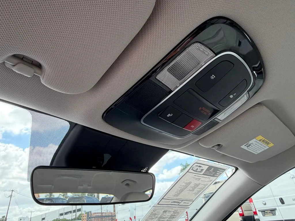 Used 2025 Red Hyundai SEL image 20