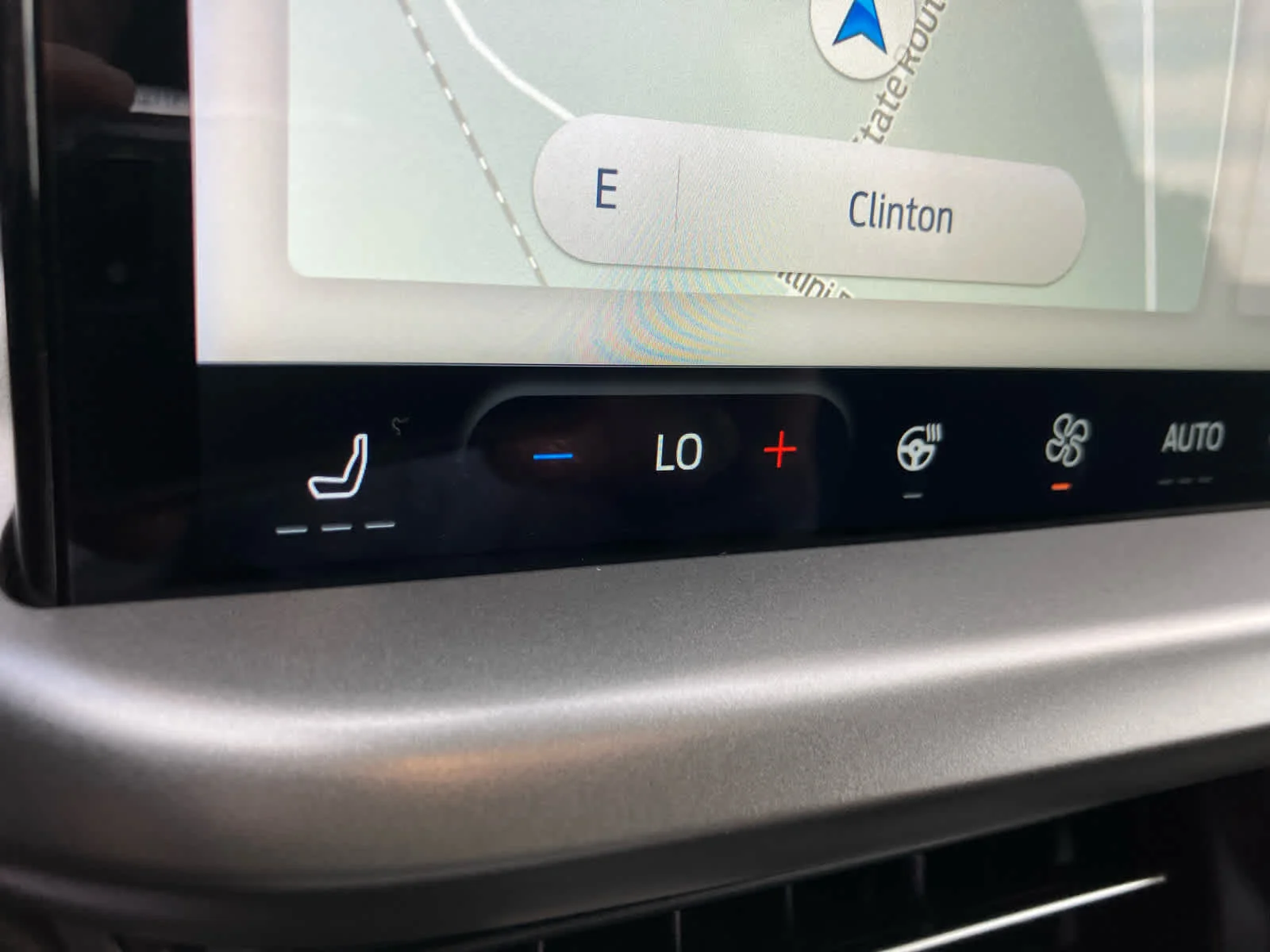 Used 2023 Vapor Blue Metallic Ford Active image 14