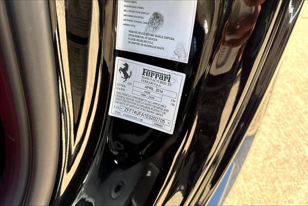 Used 2014 Nero Daytona Ferrari Berlinetta image 16