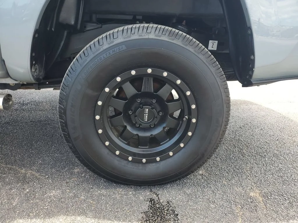 Used 2020 Gray Toyota SR5 image 31