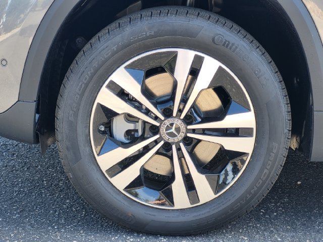 New 2026 Mountain Grey Metallic Mercedes-Benz GLA 250 image 18