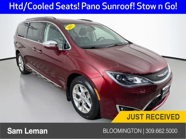 Used 2017 Red Chrysler Limited image 1