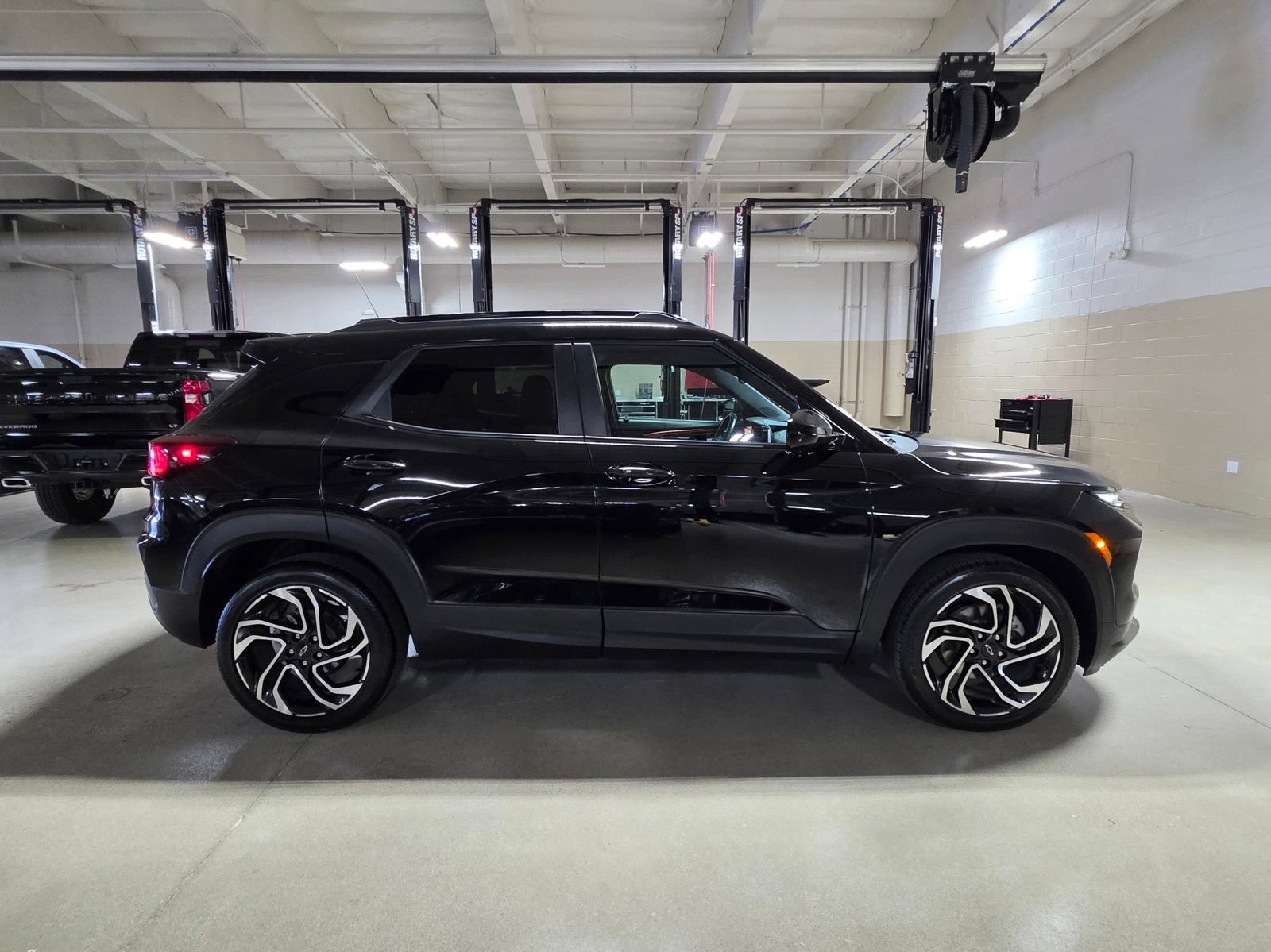 Used 2024 Mosaic Black Metallic Chevrolet RS image 8