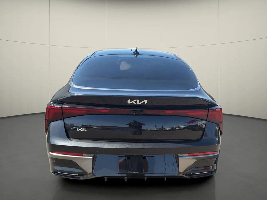 Used 2025 Aurora Black Kia LXS image 6