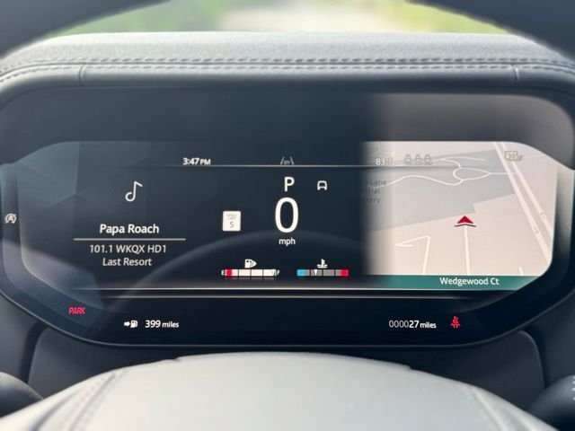 New 2026 Carpathian Grey Land Rover SE image 25