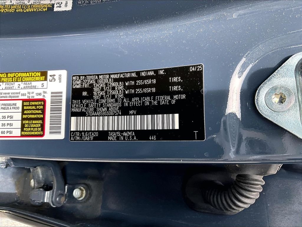 Used 2025 White Toyota XLE image 37