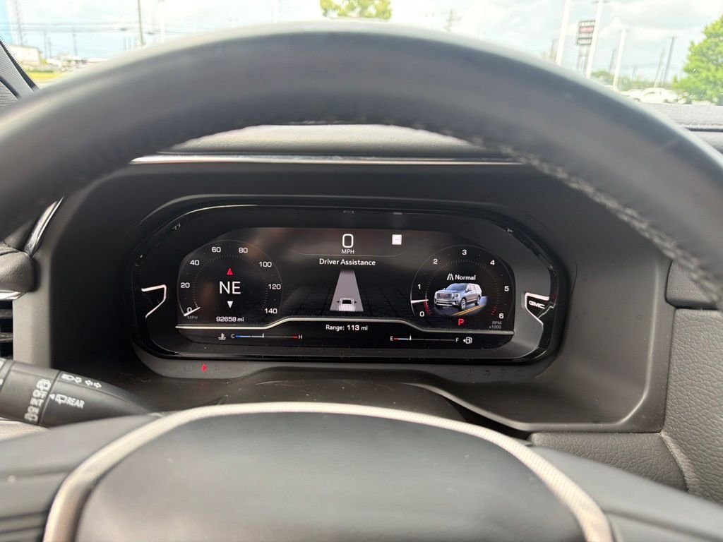Used 2023 White GMC Denali image 19