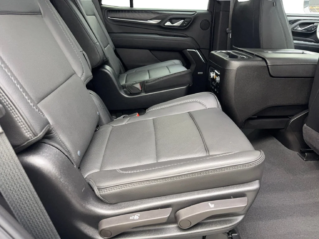 Used 2024 White GMC Denali image 47