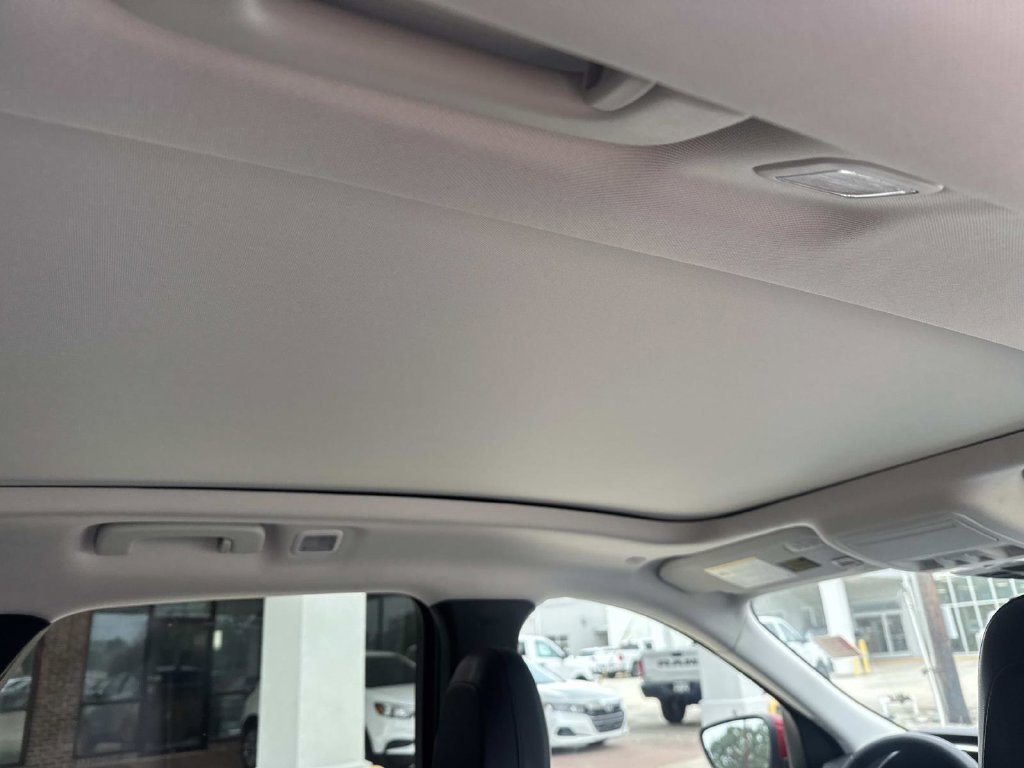 Used 2025 Red Ford Platinum image 14