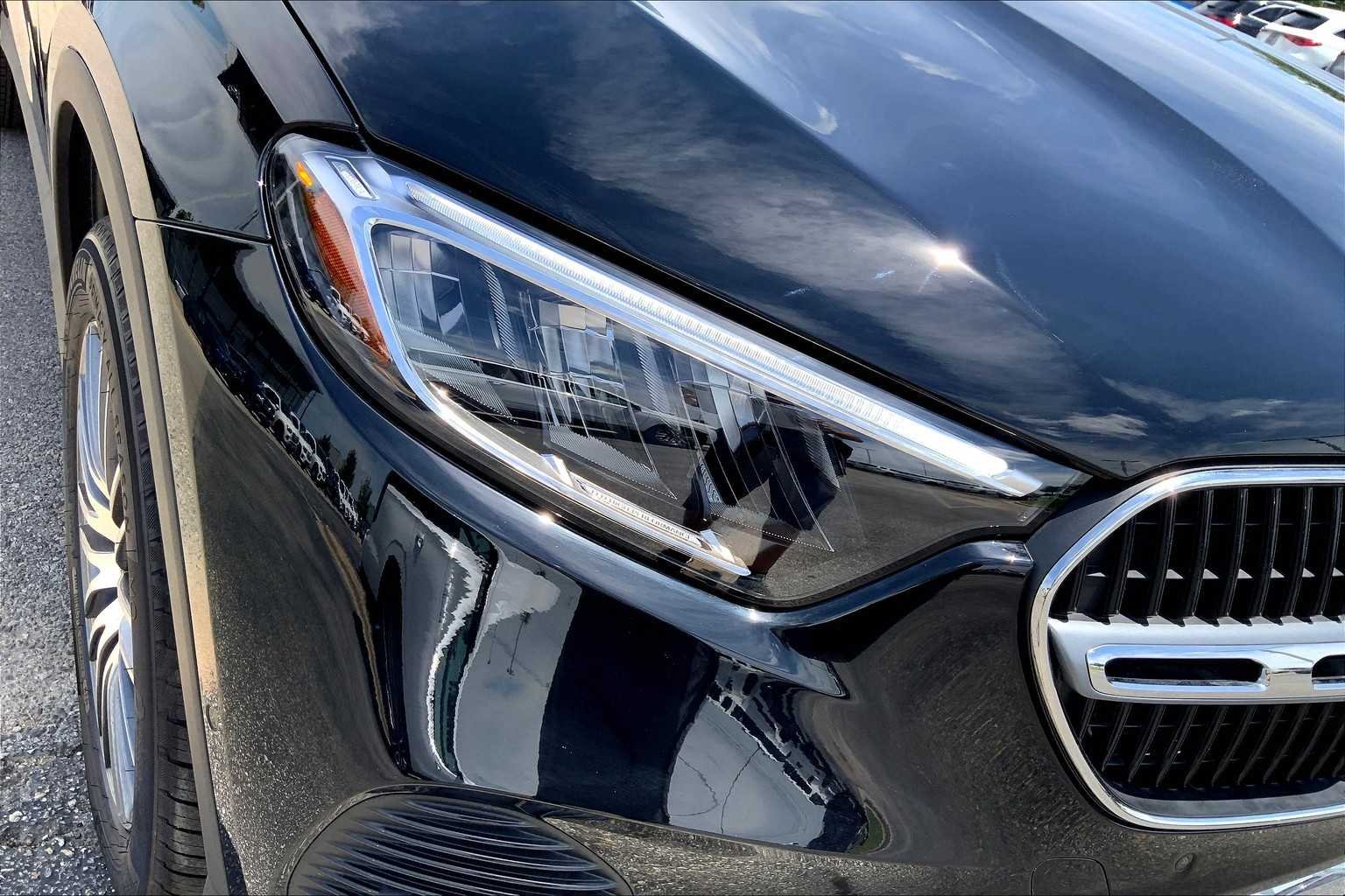 2025 Mercedes-Benz GLC Base - Photo 19