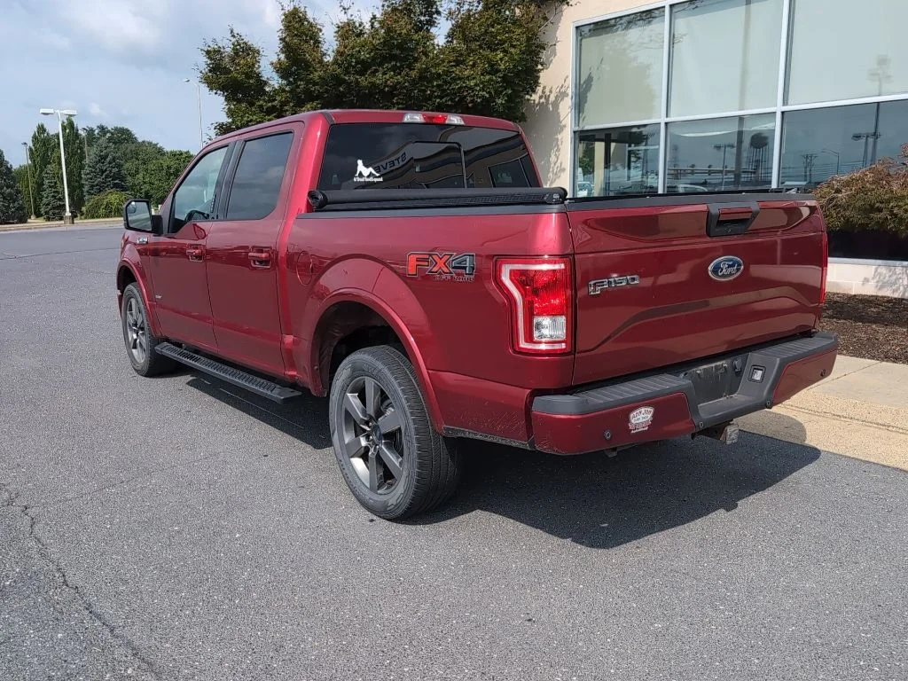 Used 2017 Red Ford XLT image 7
