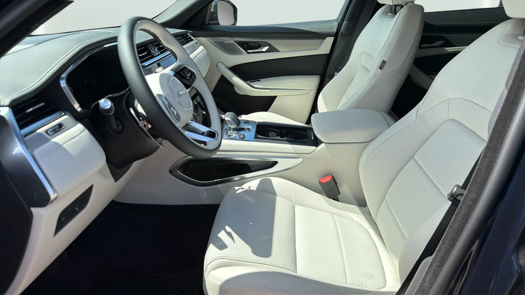 New 2026 Portofino Blue Jaguar P250 R-Dynamic S image 14