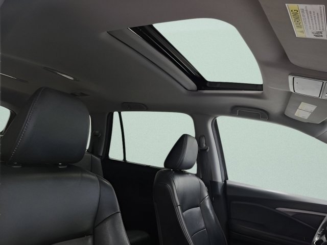 2022 Honda Pilot SE - Photo 11
