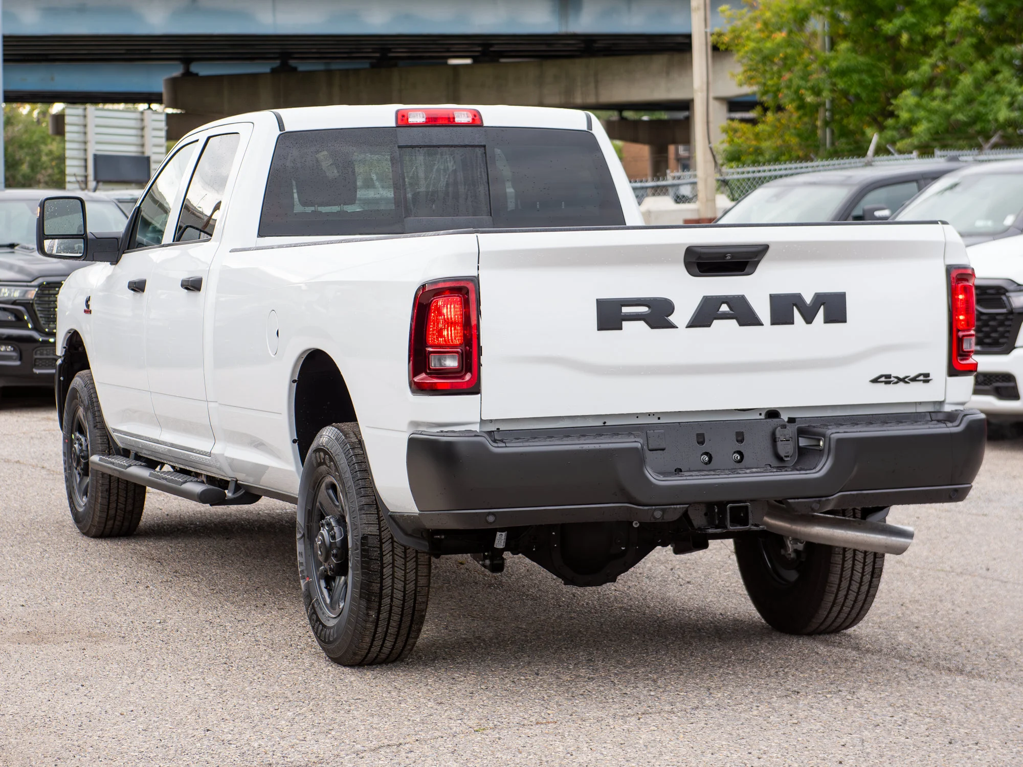 New 2026 White RAM Tradesman* Crew Cab 4x4, 8